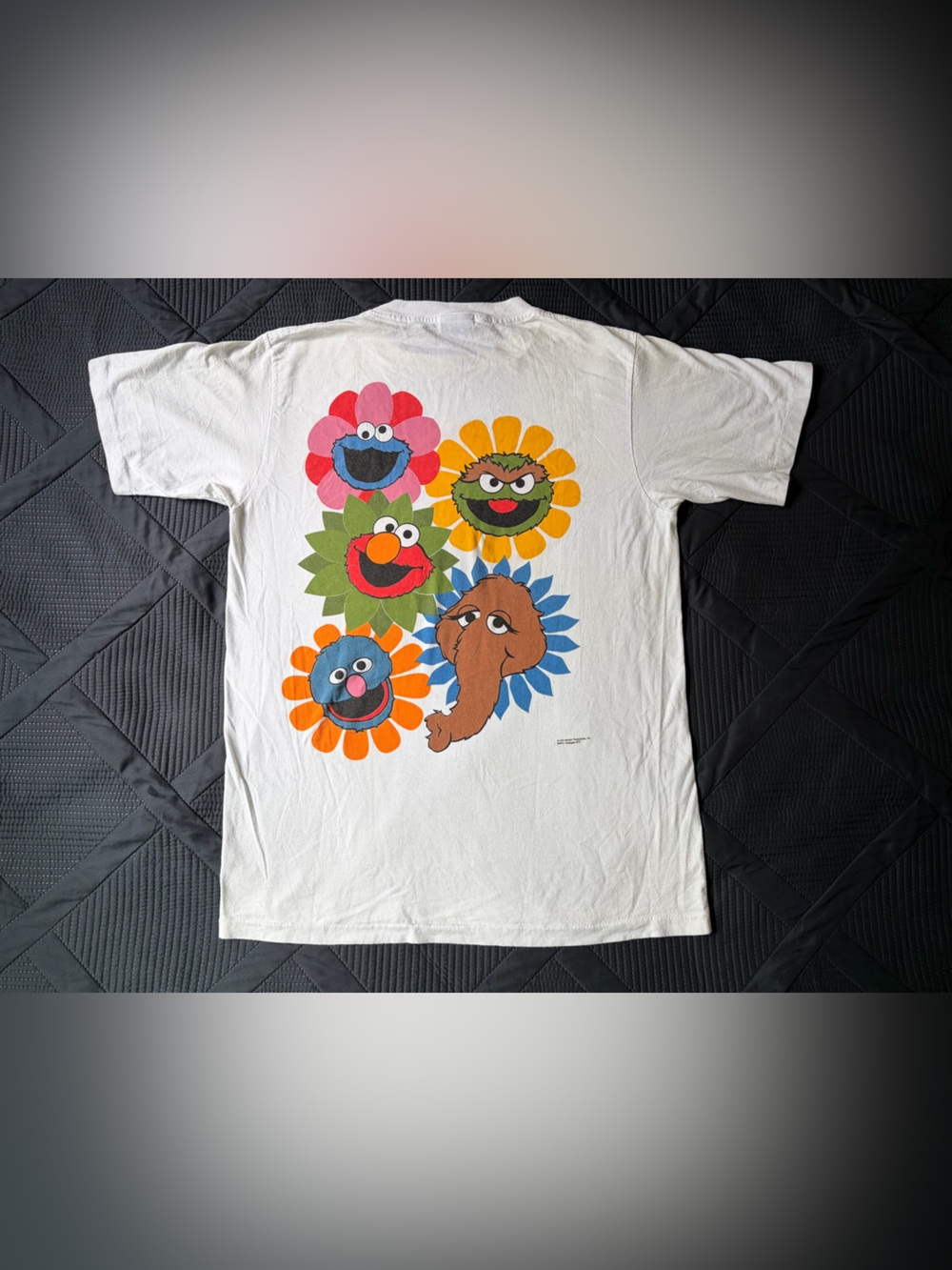 Vintage Sesame Street Elmo Flower Graphic T Shirt White Size Large Y2K Tee - Picture 2 of 9